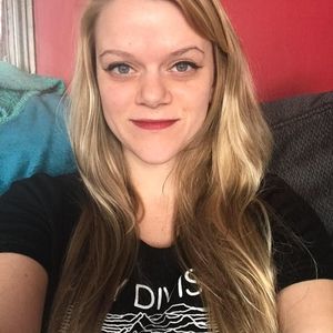 Meet your Posher, Stephanie